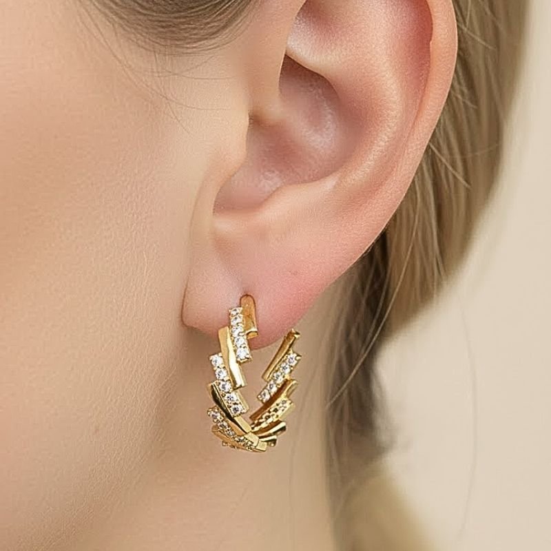 ARGOLA DIFERENCIADA COM PEDRAS