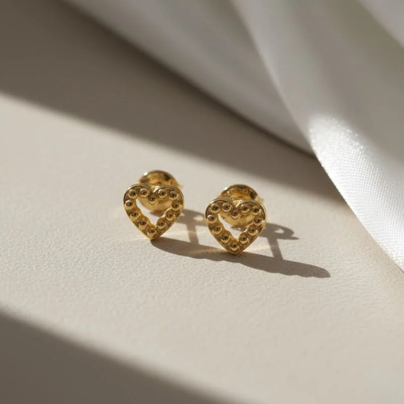 BRINCO CORAÇÃO DELICADO BANHADO A OURO