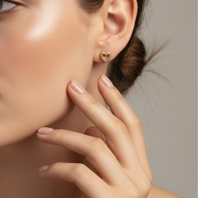 BRINCO CORAÇÃO DELICADO BANHADO A OURO