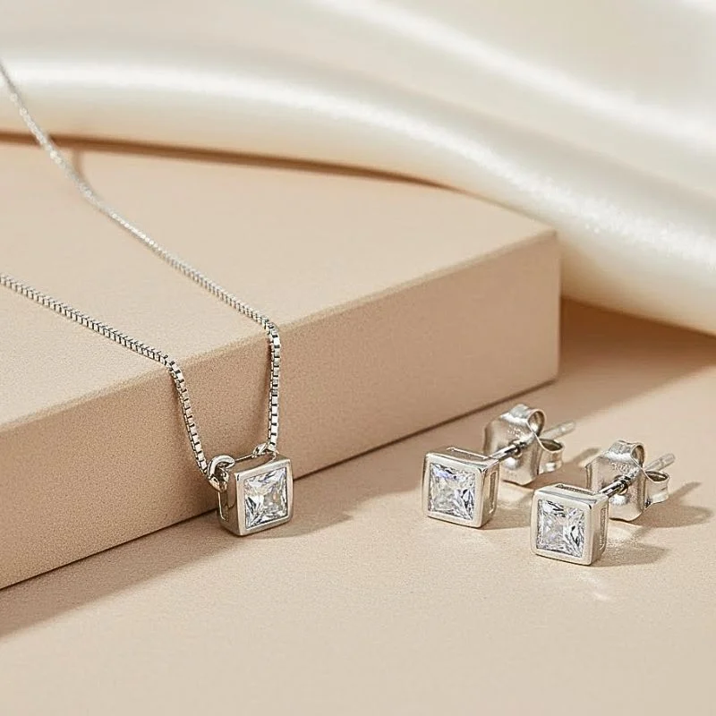 CONJUNTO PRATA PEDRAS QUADRADA