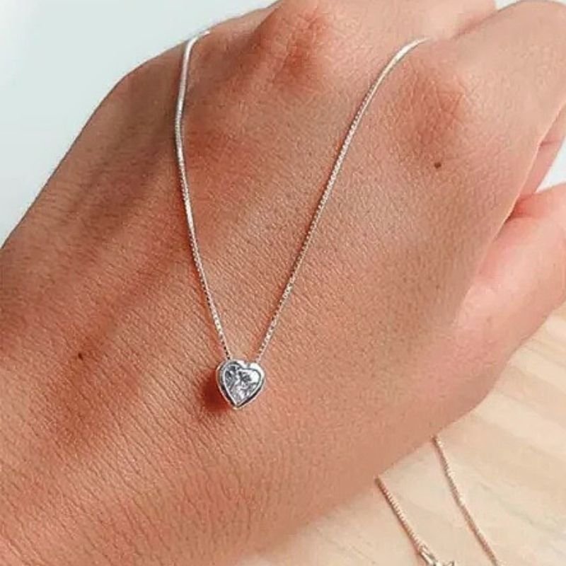 GARGANTILHA PRATA CORAÇÃO CRISTAL