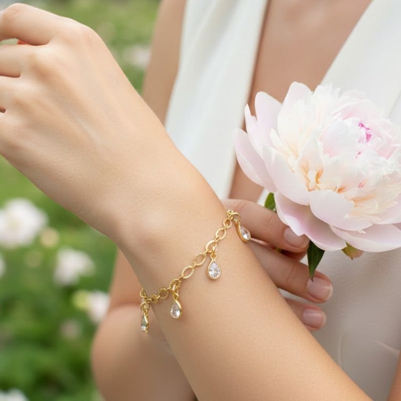 PULSEIRA BANHADA A OURO 18 COM CRISTAIS