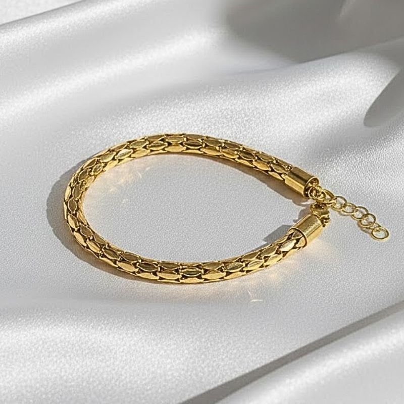 PULSEIRA ELOS LARGOS BANHADA A OURO